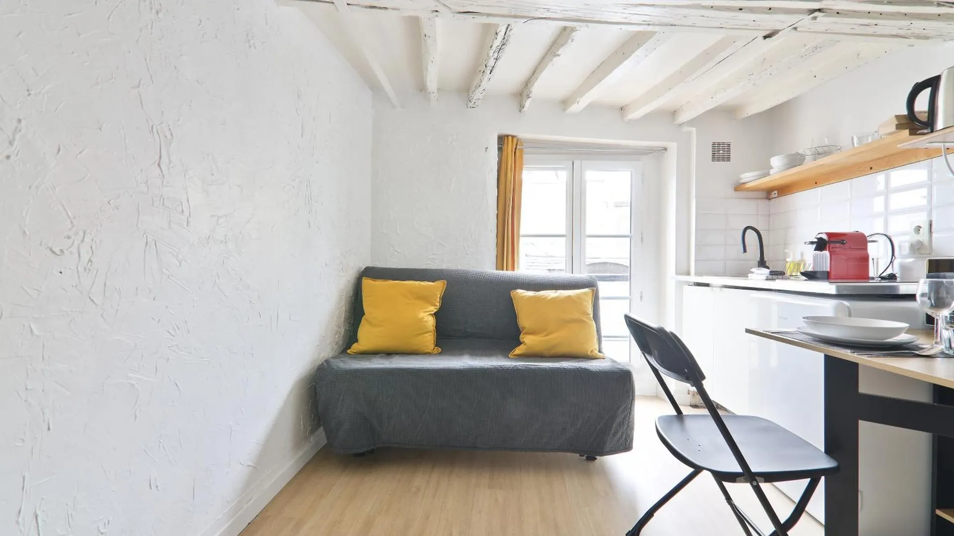 Quartier Saint-michel Notre-dame 3 Free Netflix *
